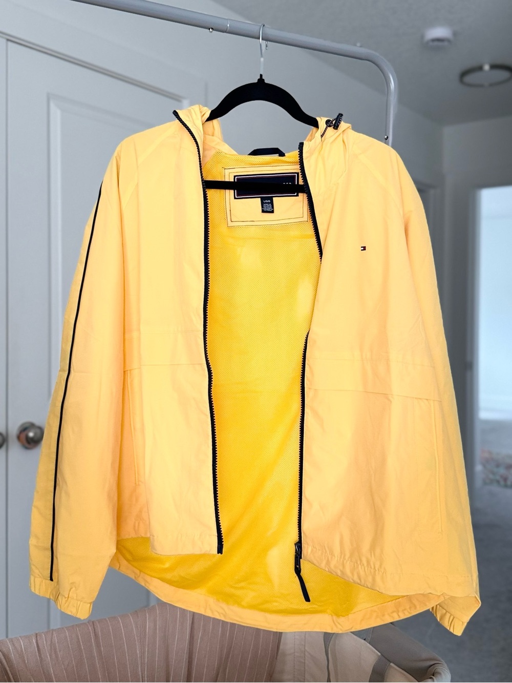 Women’s Tommy Hilfiger Bright Yellow Hooded Windbreaker Jacket - Large